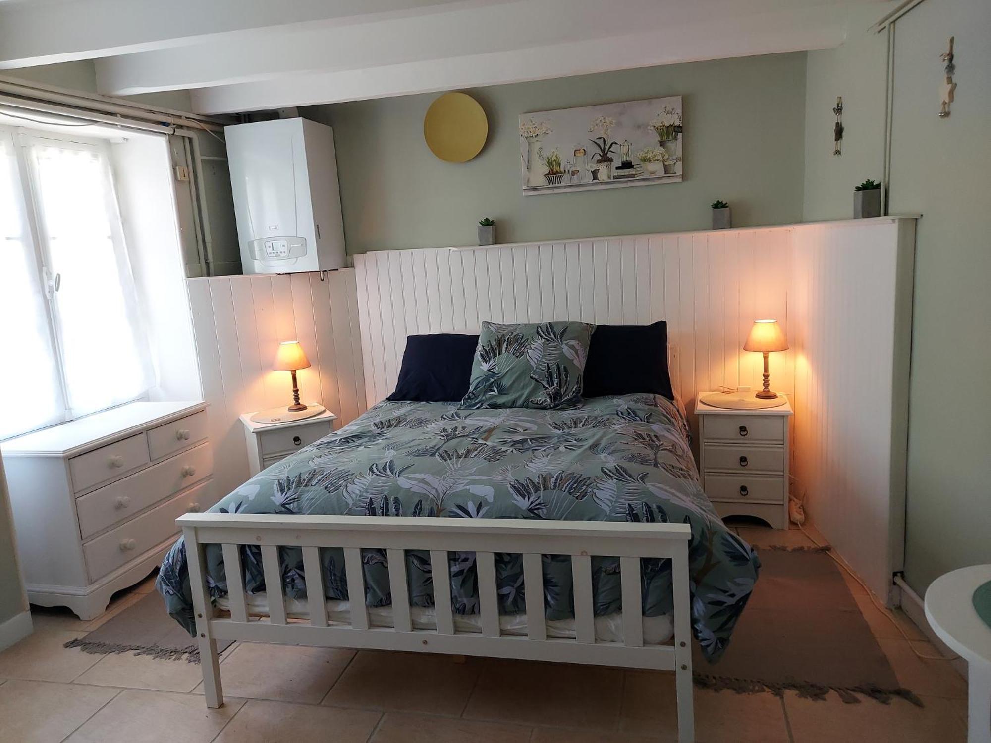 Charming Two Bedroom Gite With Beautiful Gardens Confolens Ngoại thất bức ảnh